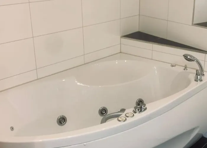 Suite 아파트 *